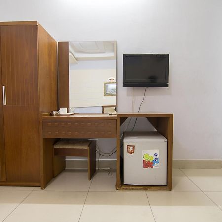 Reddoorz Near Saigon Zoo 3 Hotel โฮจิมินห์ซิตี้ ภายนอก รูปภาพ